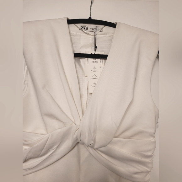 NWT ZARA Ecru Shoulder Pads Short Dress, size Medium - Picture 3 of 7